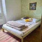 Chez Marinette Ariège Hébergement de vacances Ercé