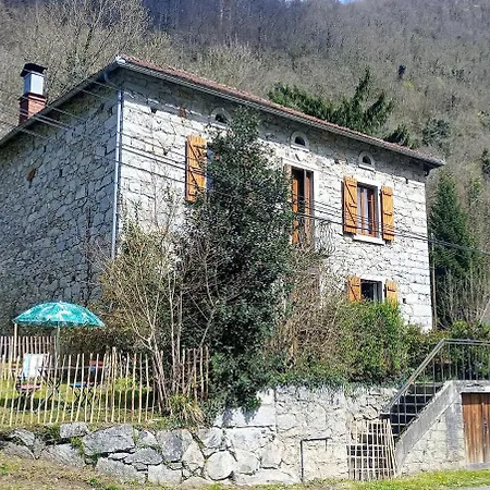 Chez Marinette Ariege Дом отдыха *